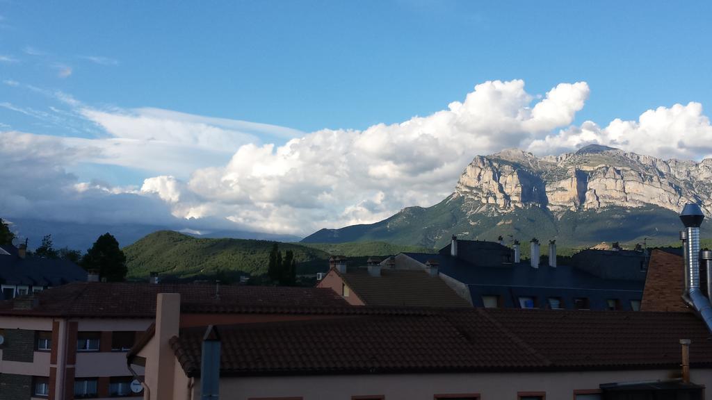 Pirineos Aínsa